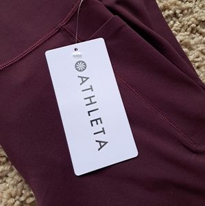 Athleta Salutation Stash 7/8 Tights Small